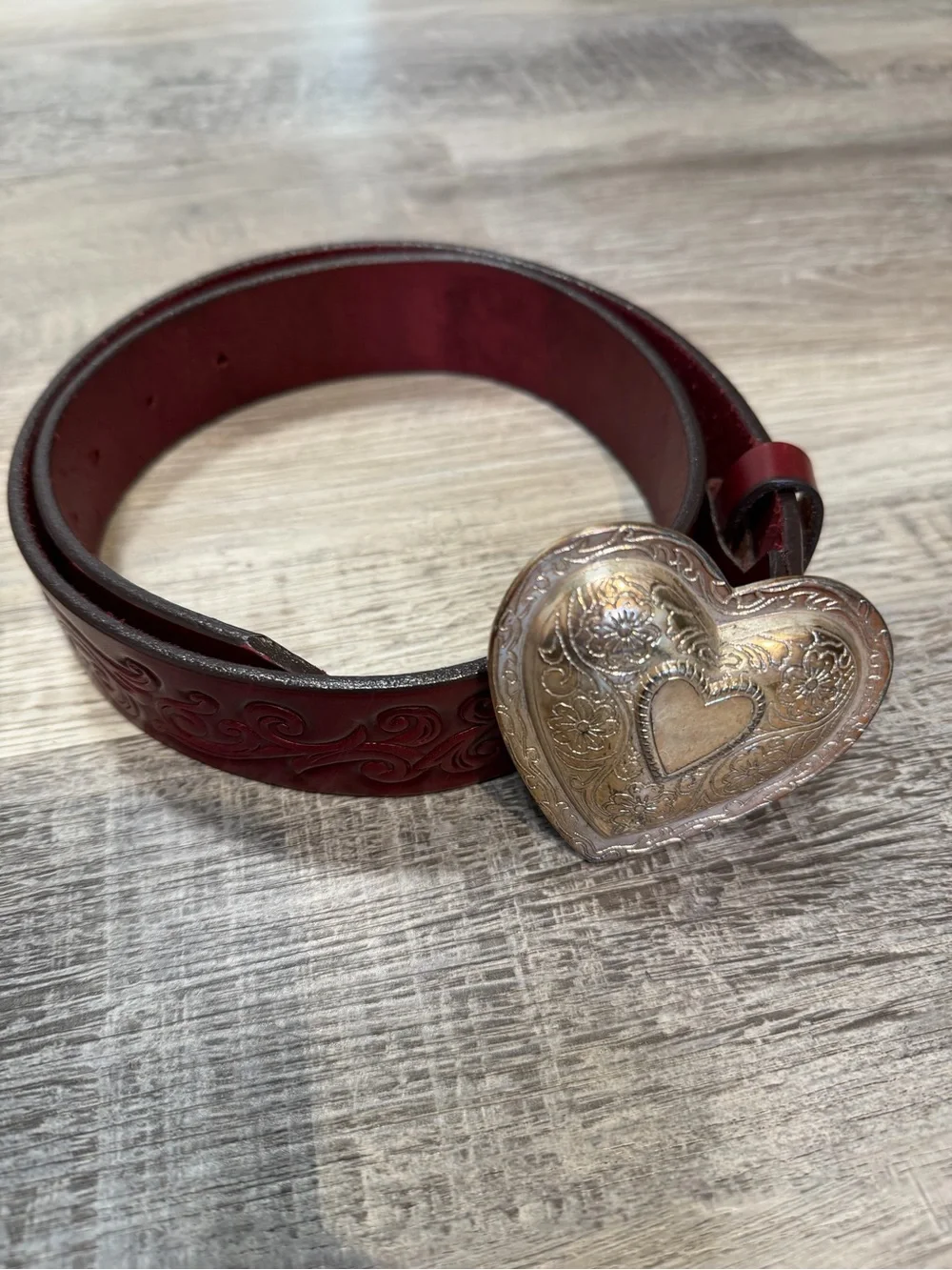 Brighton Vintage Red Burgundy Leather Embossed Heart Buckle 1993 37”